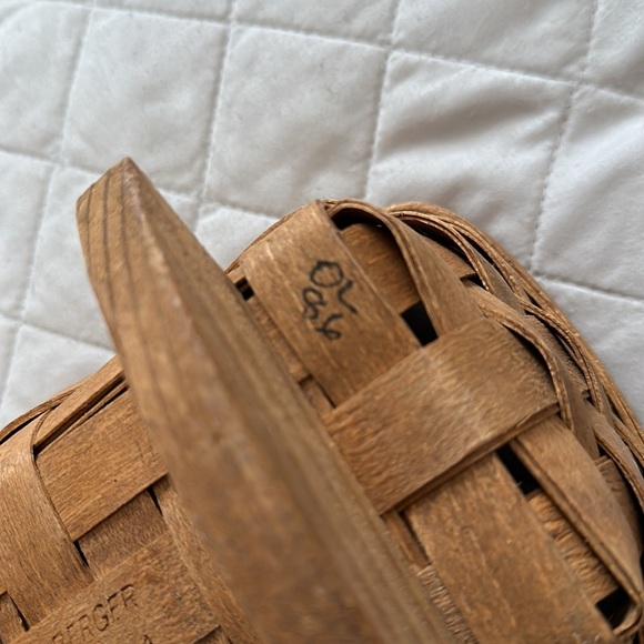 1986 Longaberger mini cradle basket - Picture 3 of 7